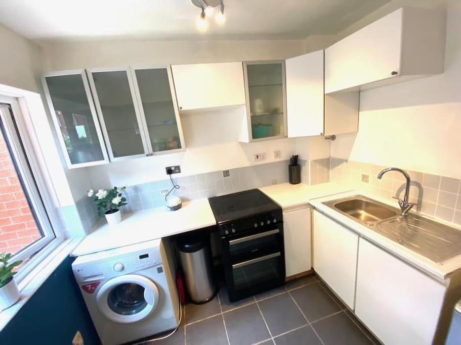 Lovely Apt In City Centre Leeds リーズ エクステリア 写真